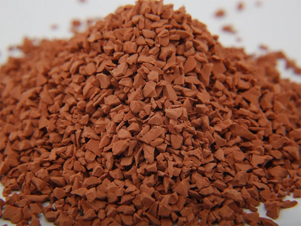 Loose dark red EPDM granules